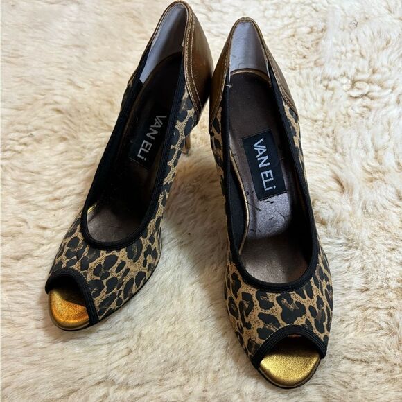 VanEli Peep Toe Black and Gold Cheetah Print Heels size 6.5 - Picture 1 of 8
